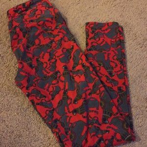Lularoe Egyptian cat print red leggings